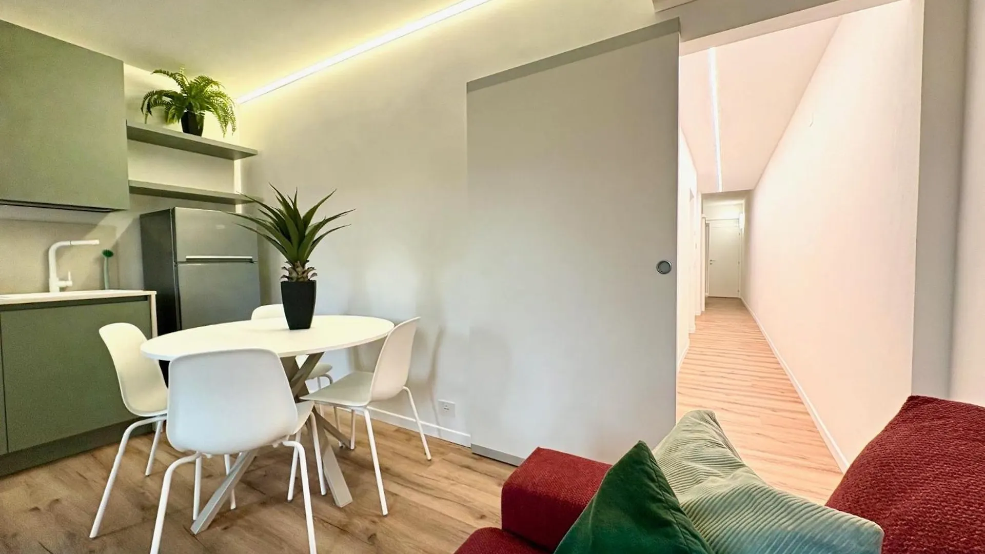 Central Elegant Apartment In Verona