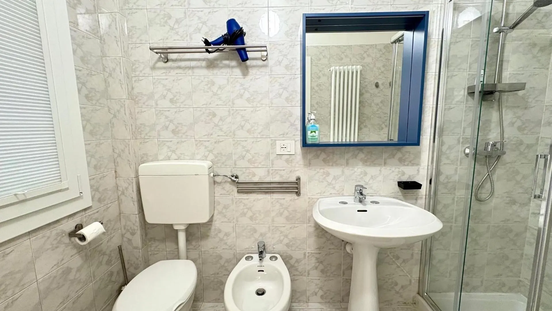 Central Elegant Apartment In Verona